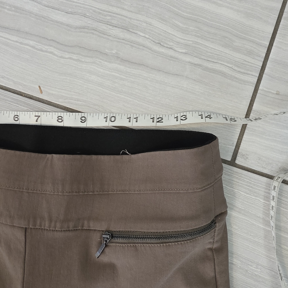 Candie's Olive Pull-On Waist Pants - Picture 6 of 6